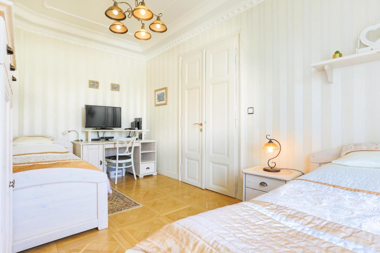 Apartman Nostalgia Karlovy Vary Exterior photo